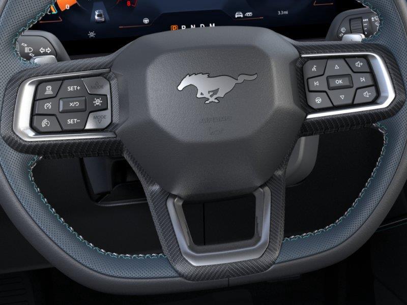Vehicle photo 12