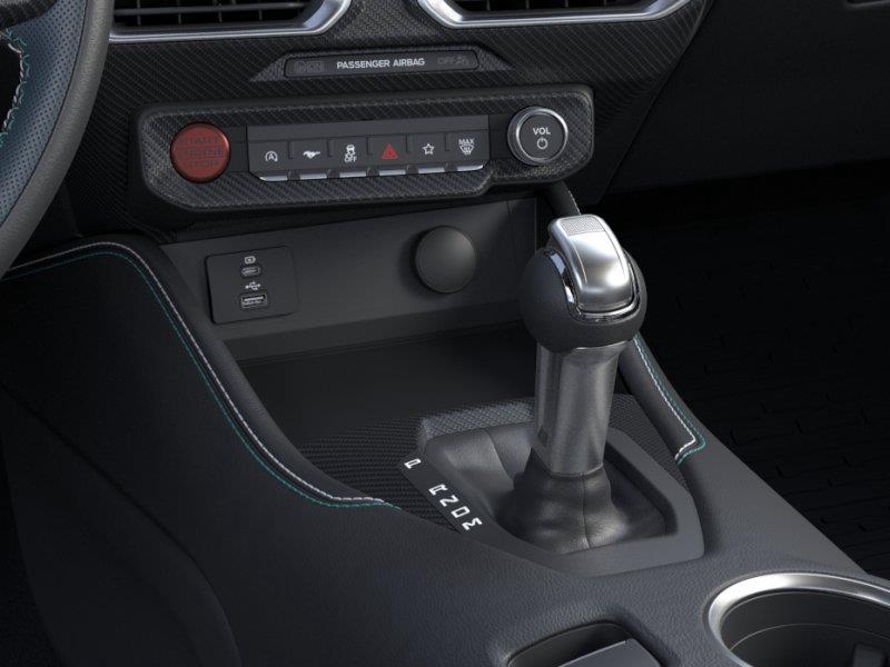 Vehicle photo 15