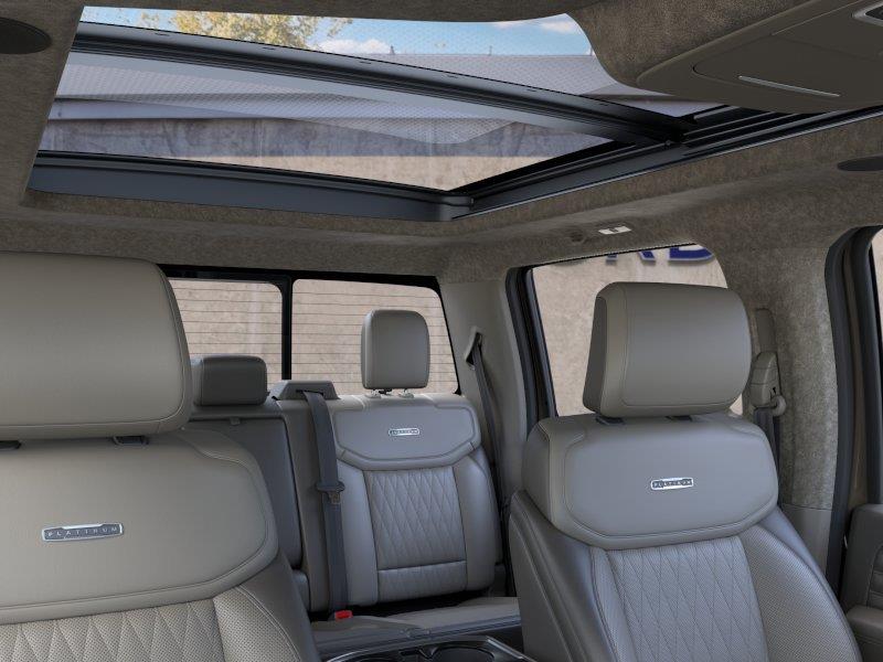 Vehicle photo 22