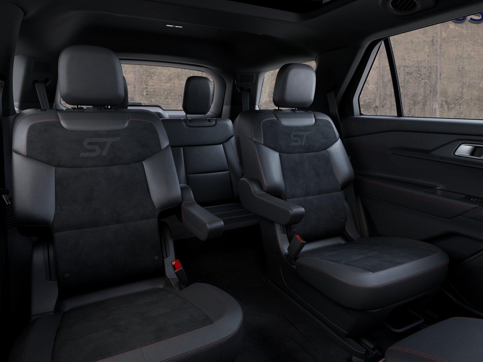 Vehicle photo 11