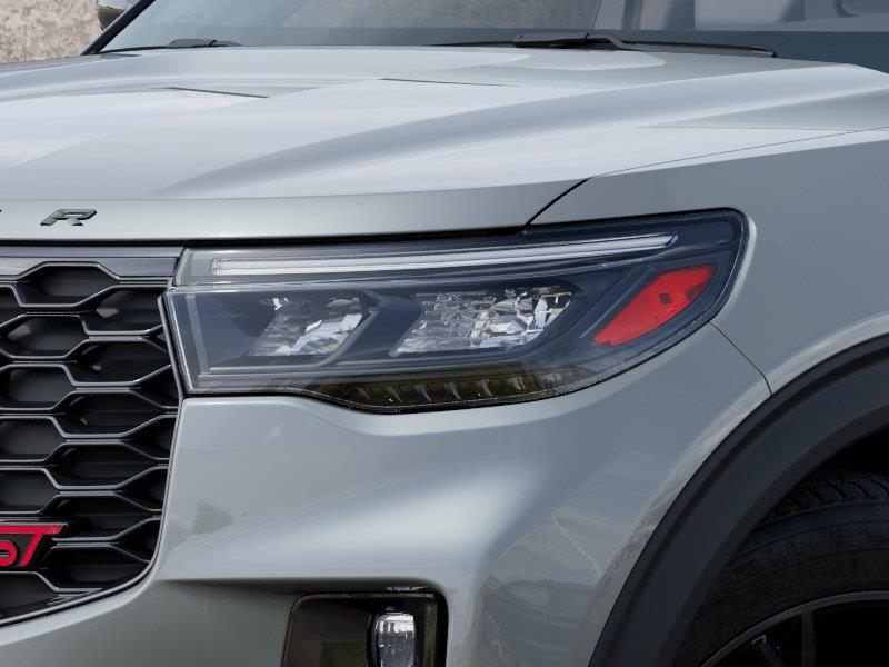 Vehicle photo 18