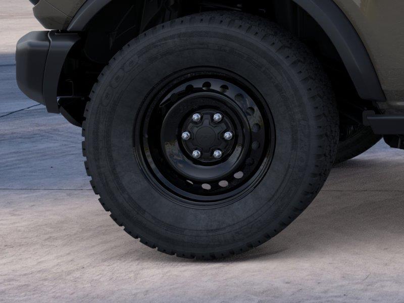 Vehicle photo 21