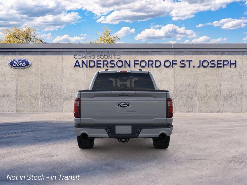 Vehicle photo 5