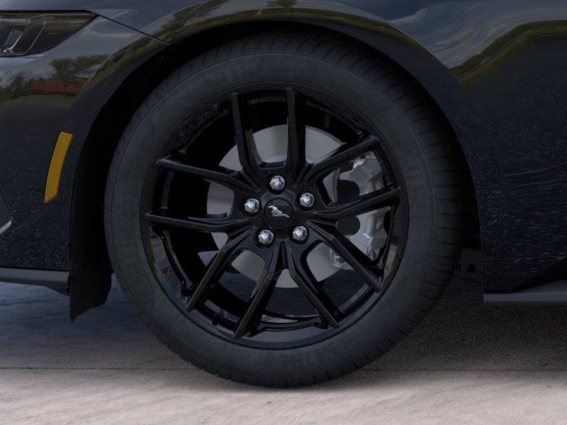 Vehicle photo 19