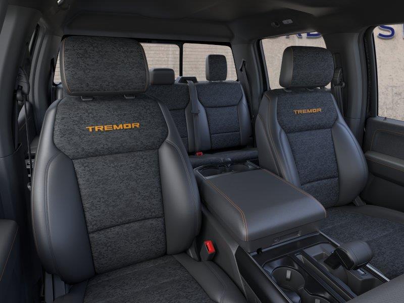 Vehicle photo 10