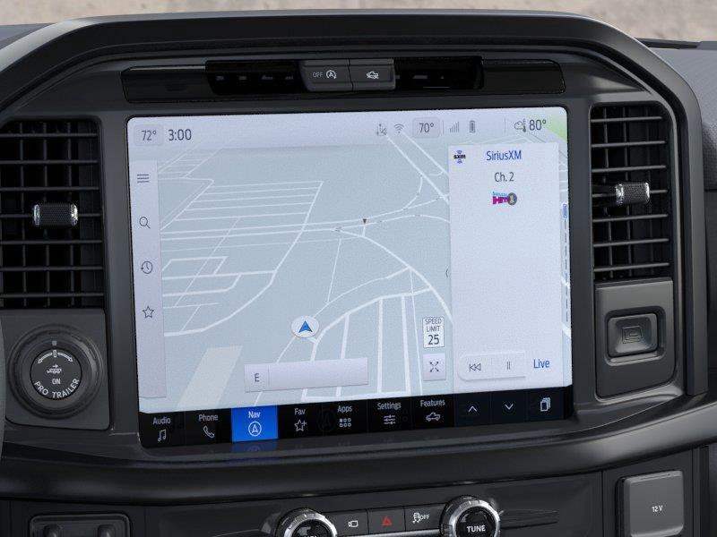 Vehicle photo 14