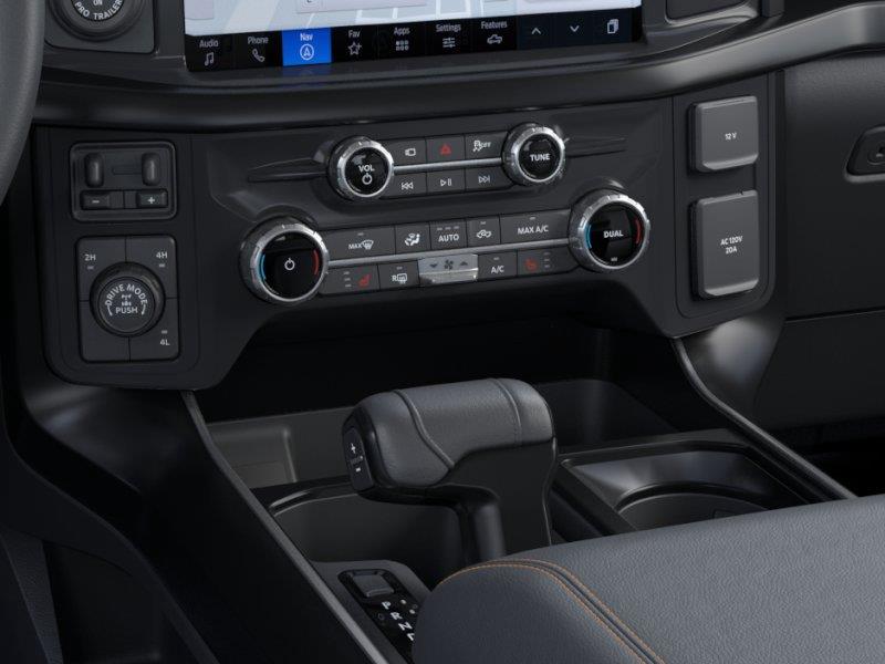 Vehicle photo 15