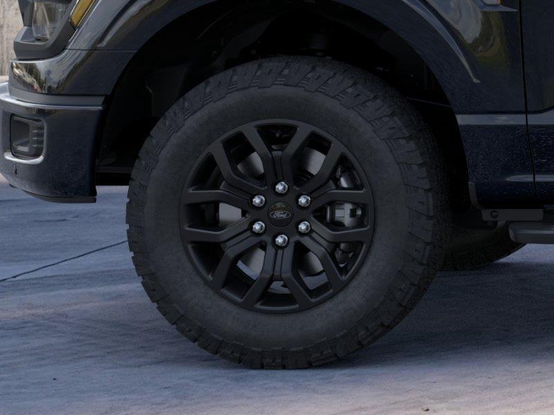 Vehicle photo 19
