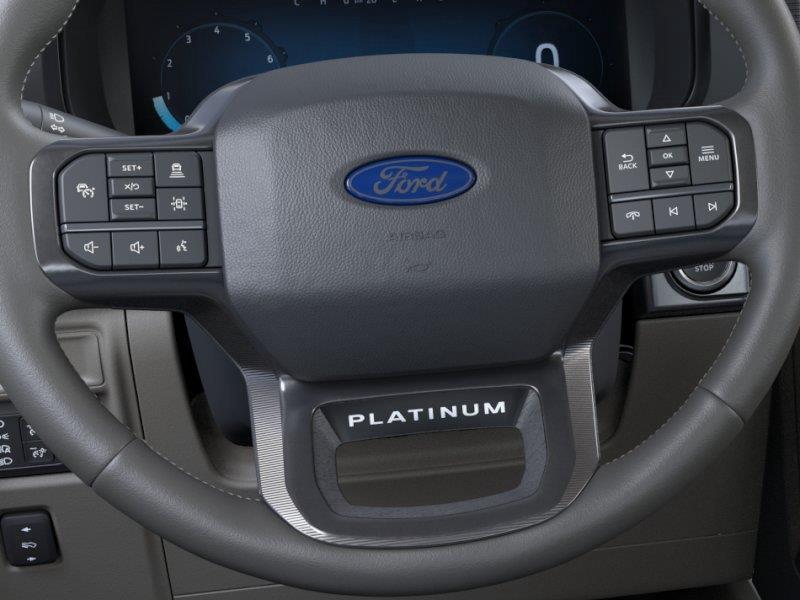 Vehicle photo 12