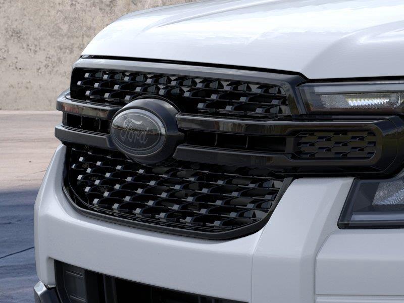 Vehicle photo 17