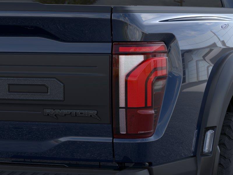 Vehicle photo 21
