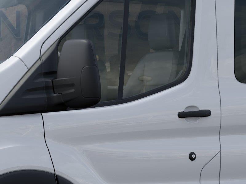 Vehicle photo 20