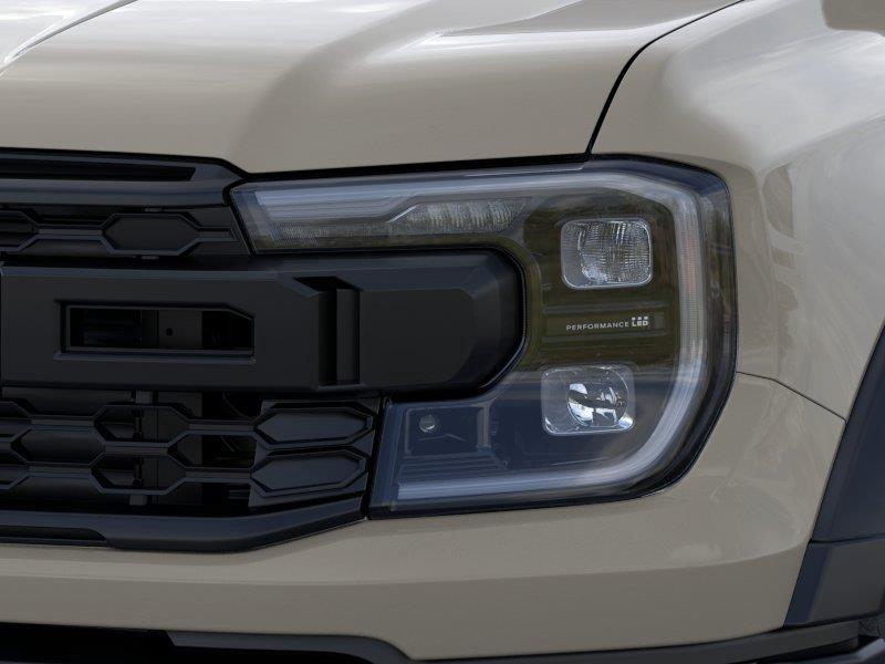 Vehicle photo 18