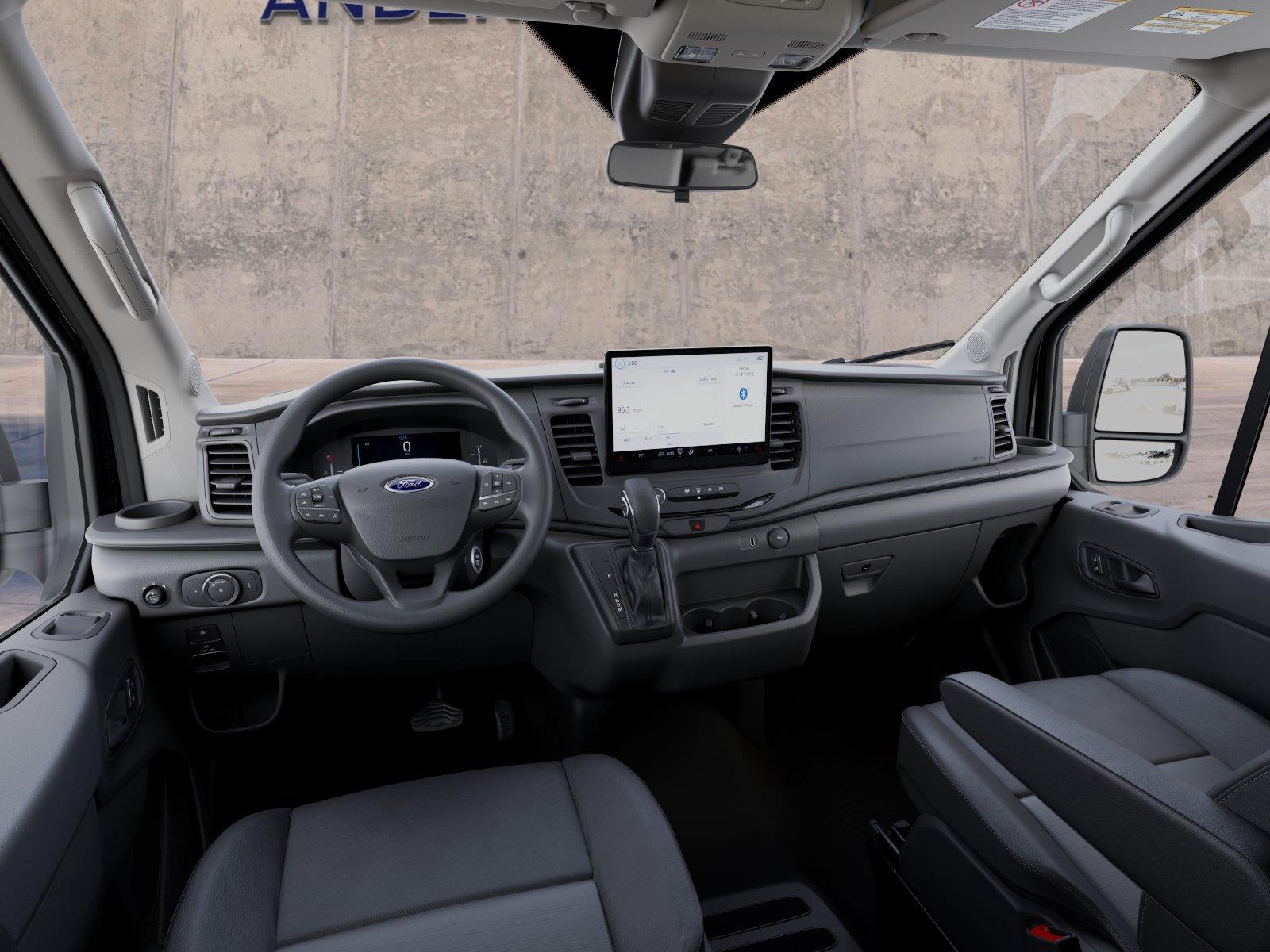 Vehicle photo 8