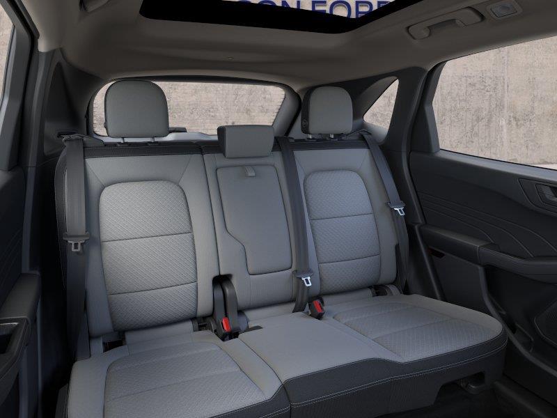 Vehicle photo 11
