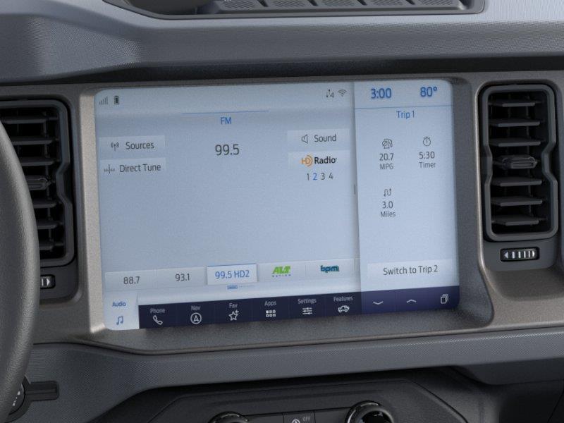 Vehicle photo 15