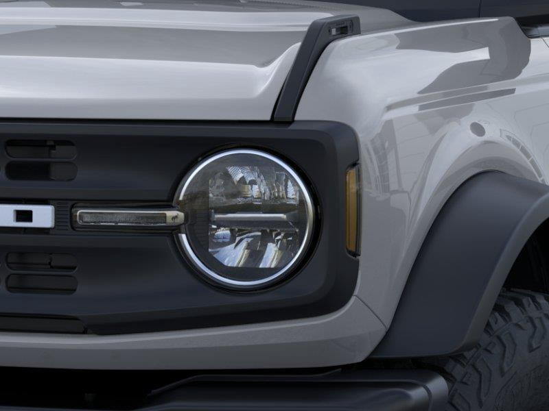 Vehicle photo 20