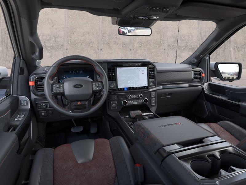 Vehicle photo 9