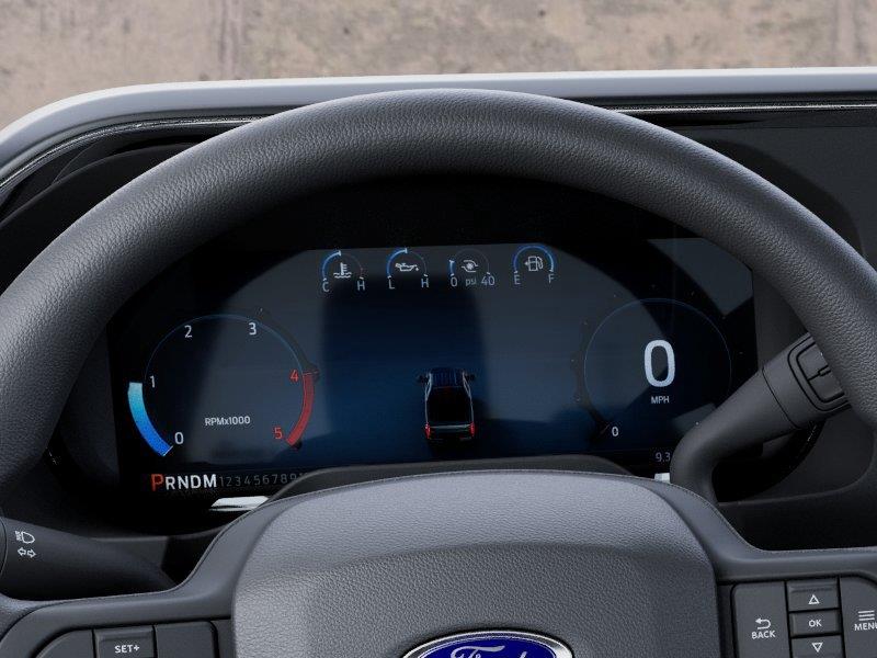 Vehicle photo 13