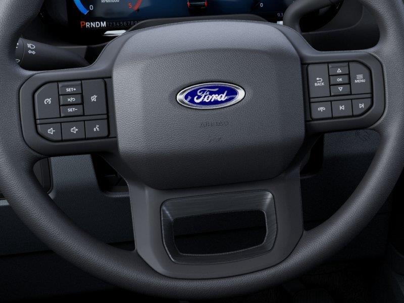Vehicle photo 12