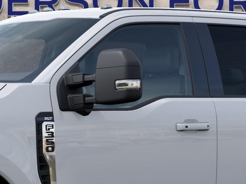 Vehicle photo 20