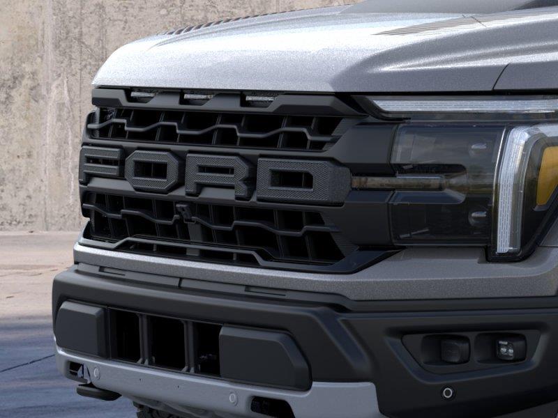 Vehicle photo 17