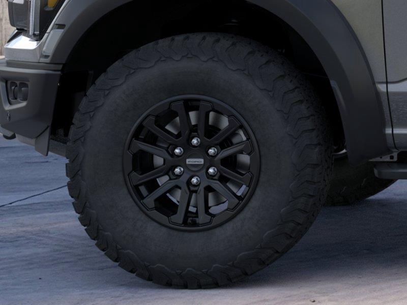 Vehicle photo 19