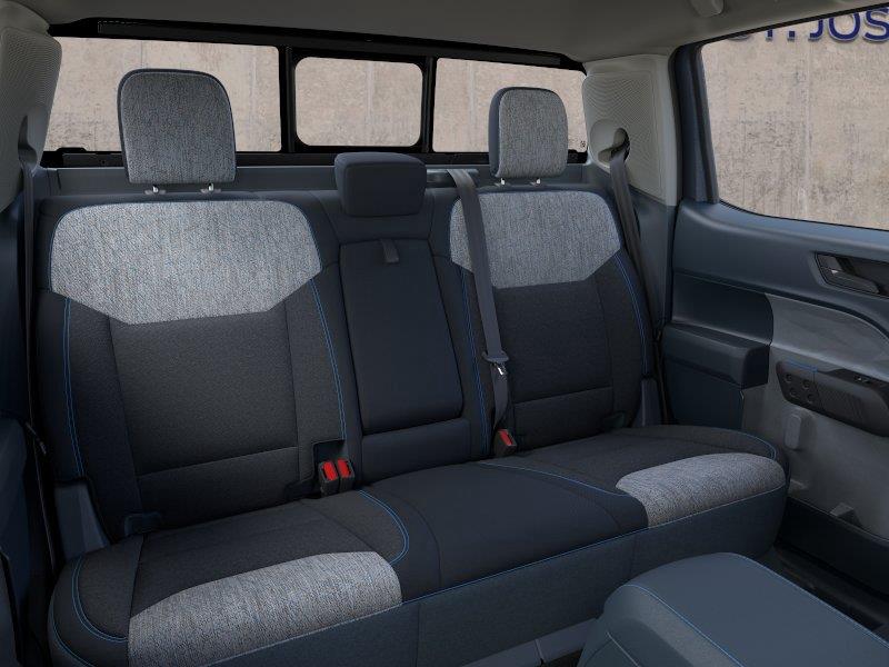 Vehicle photo 11