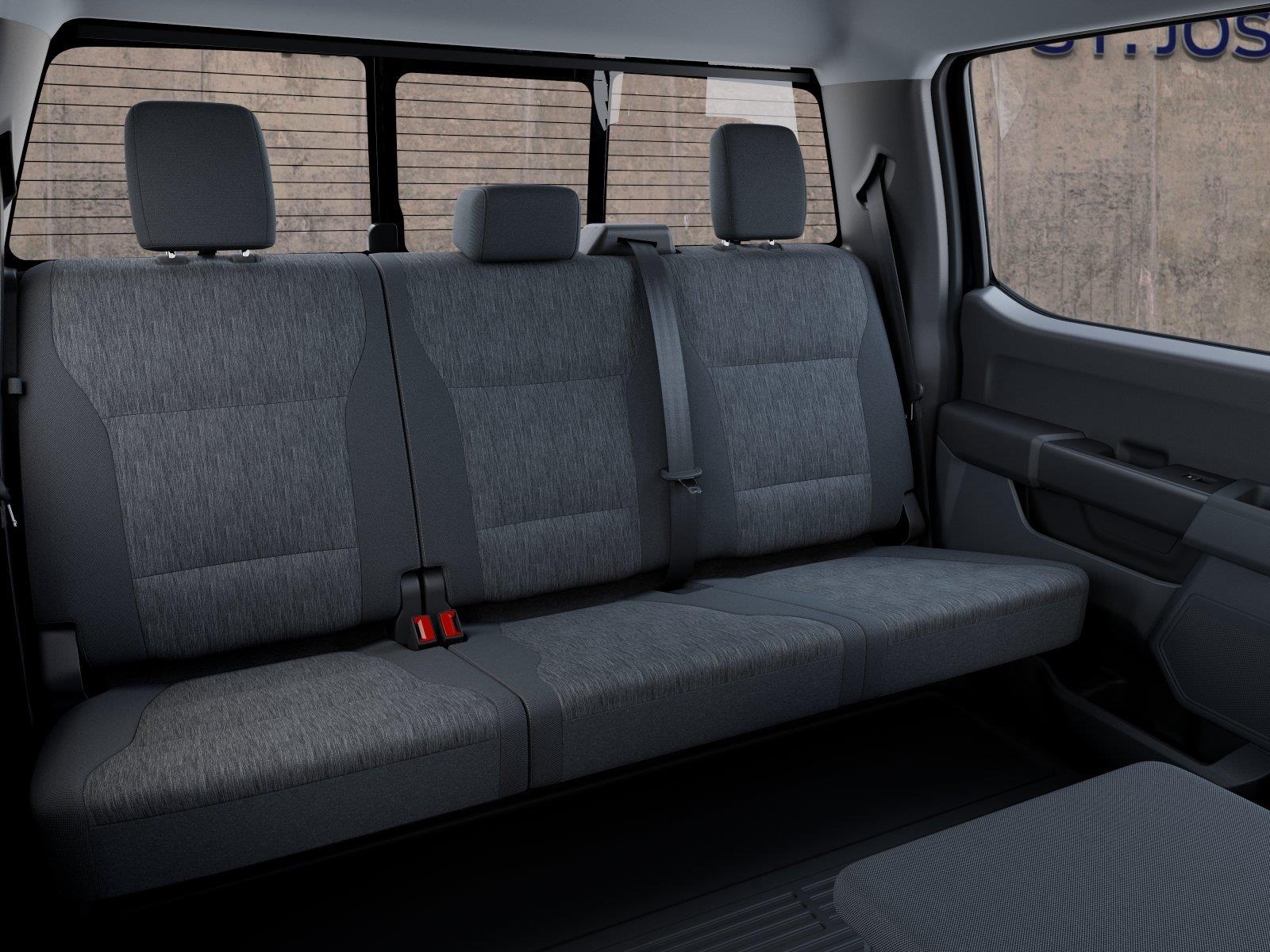 Vehicle photo 11