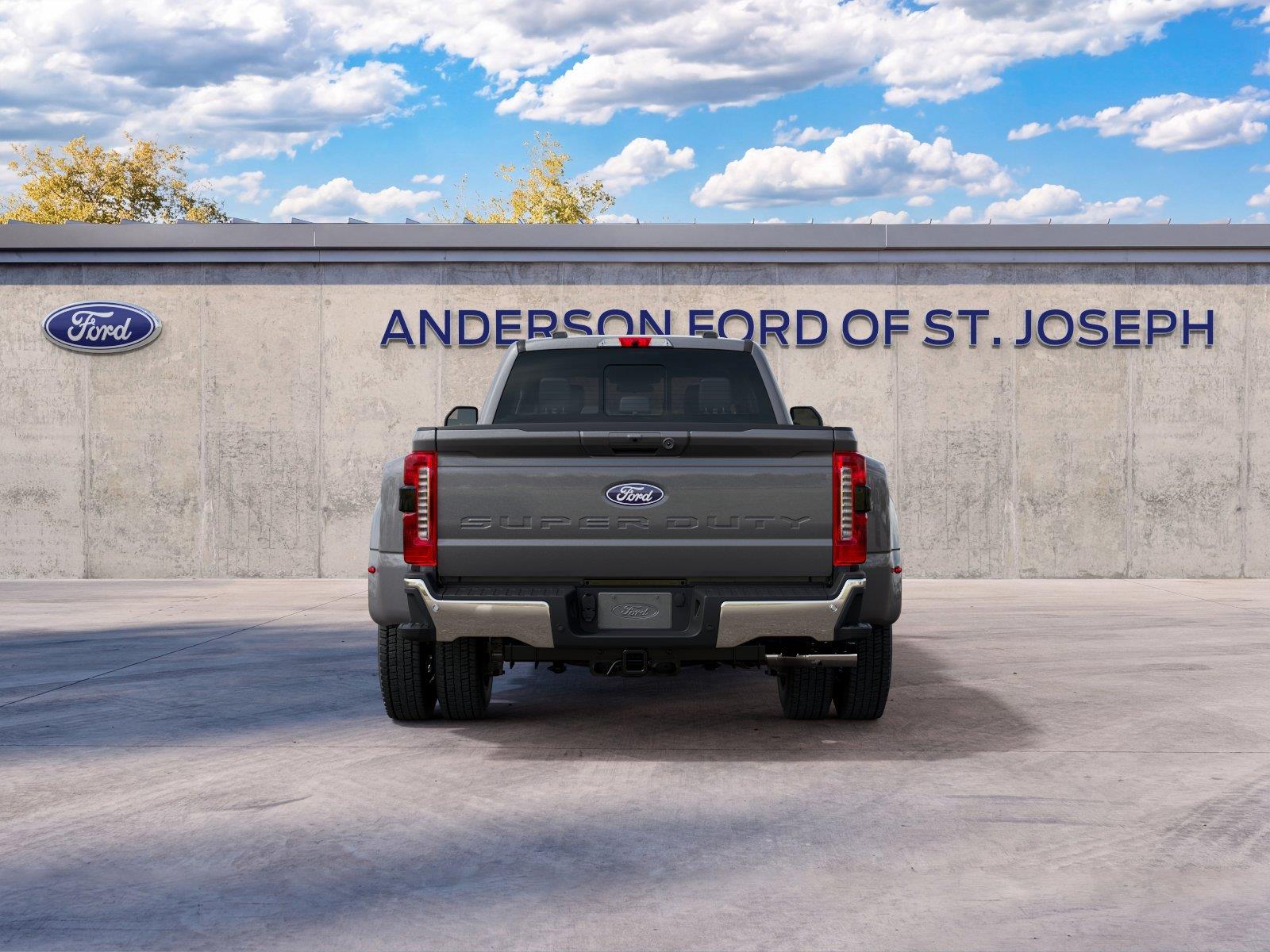Vehicle photo 7