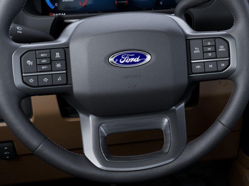 Vehicle photo 12