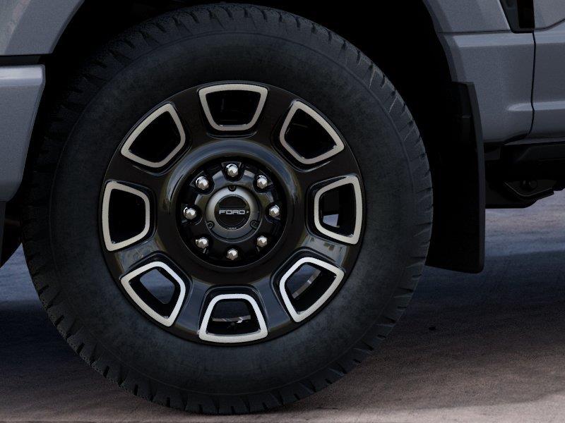 Vehicle photo 19