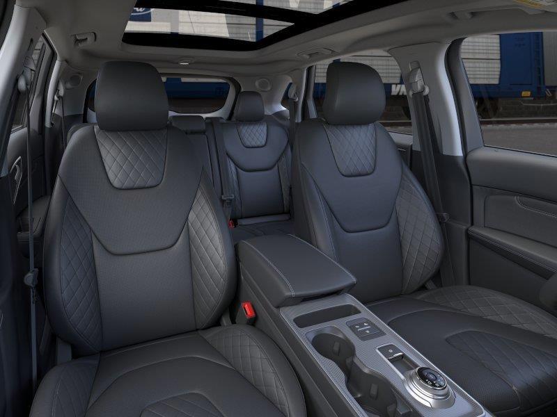 New 2024 Ford Edge Titanium SUV for sale in St Joseph MO