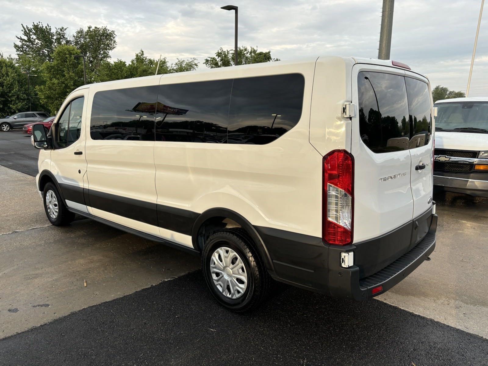 Used 2022 Ford Transit Passenger Wagon XLT Full-Sized Van for sale in St Joseph MO