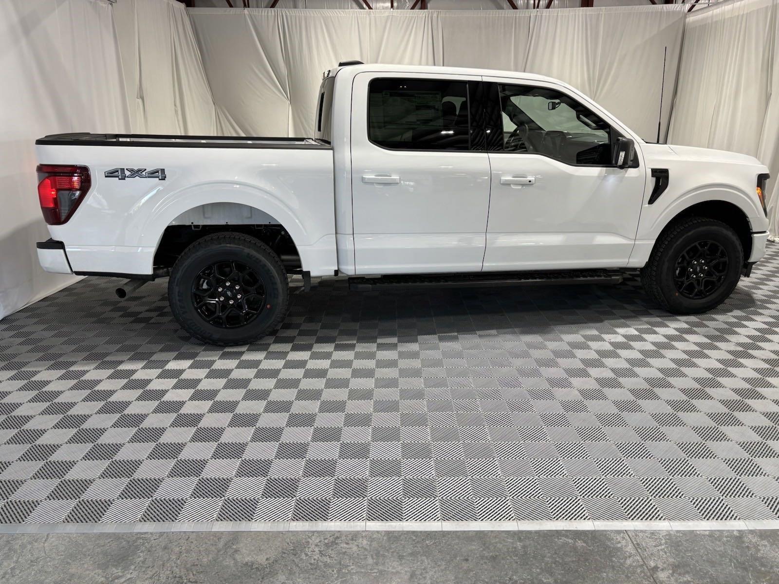 New 2024 Ford F-150 XLT Crew Cab Truck for sale in St Joseph MO