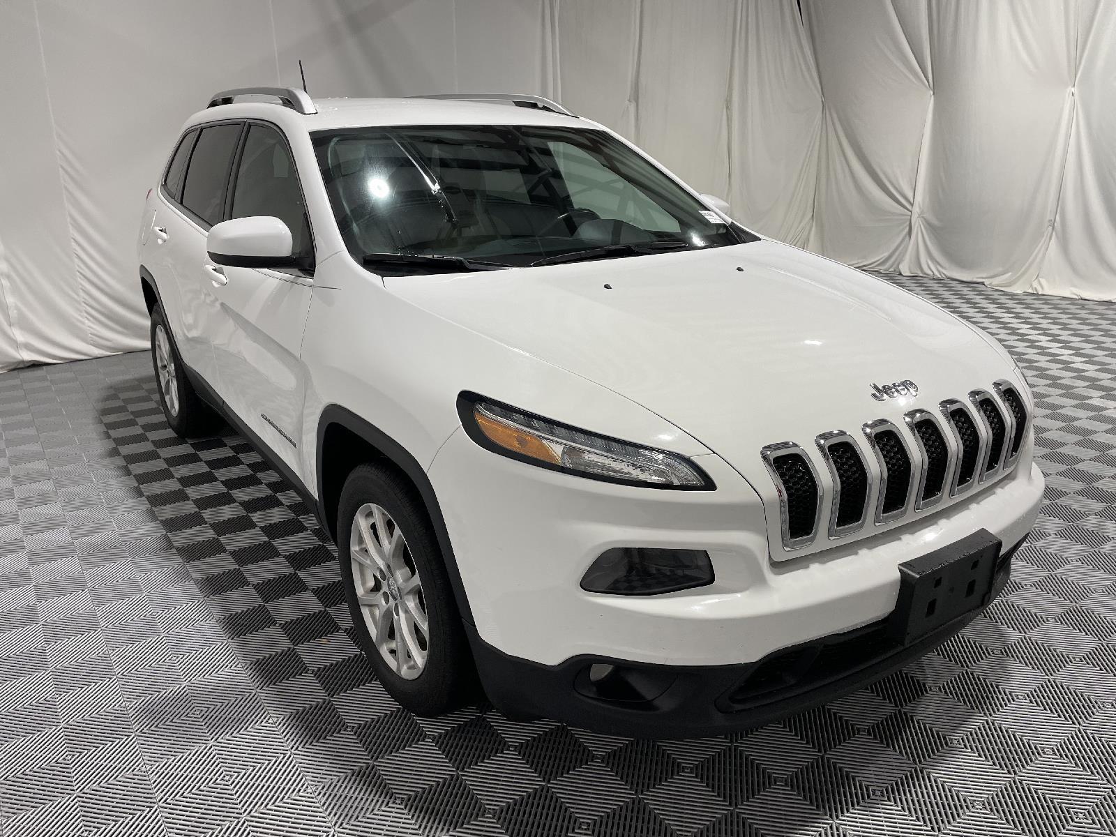 Used 2016 Jeep Cherokee Latitude SUV for sale in St Joseph MO