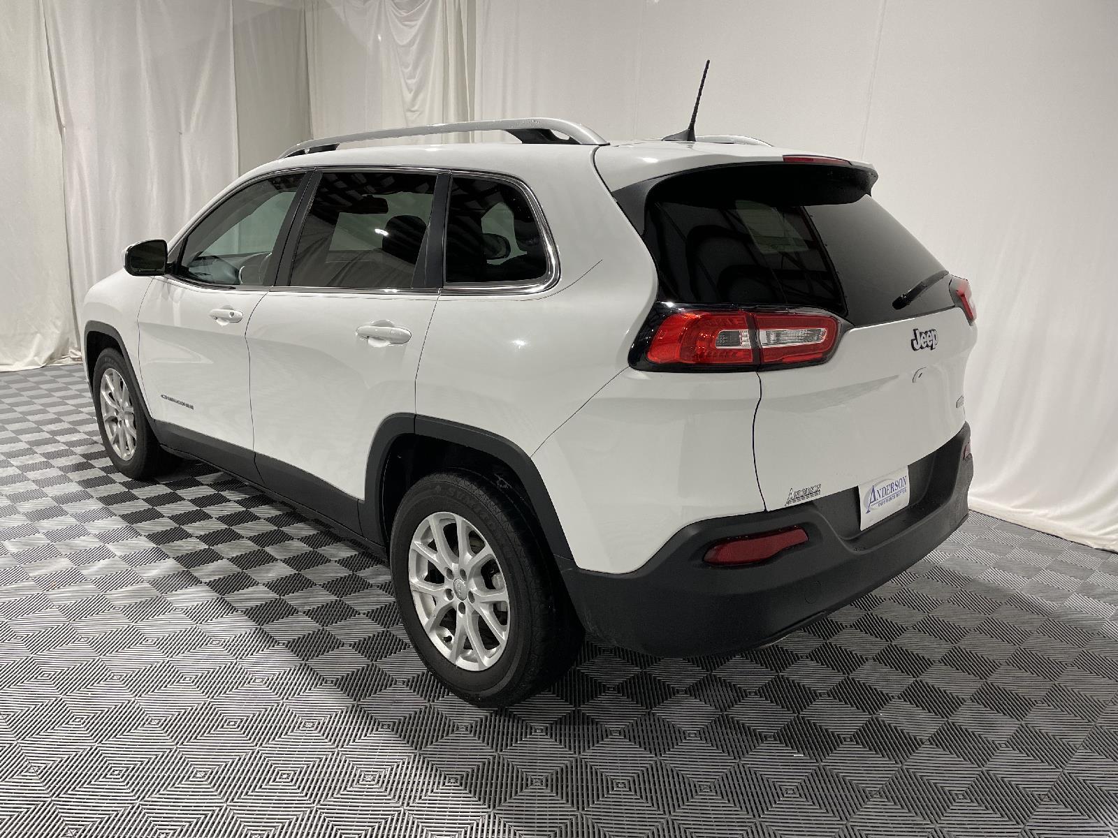 Used 2016 Jeep Cherokee Latitude SUV for sale in St Joseph MO