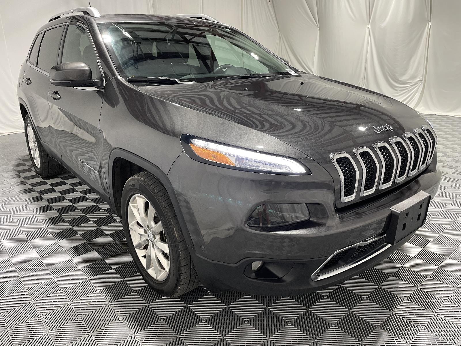 Used 2017 Jeep Cherokee Limited SUV for sale in St Joseph MO