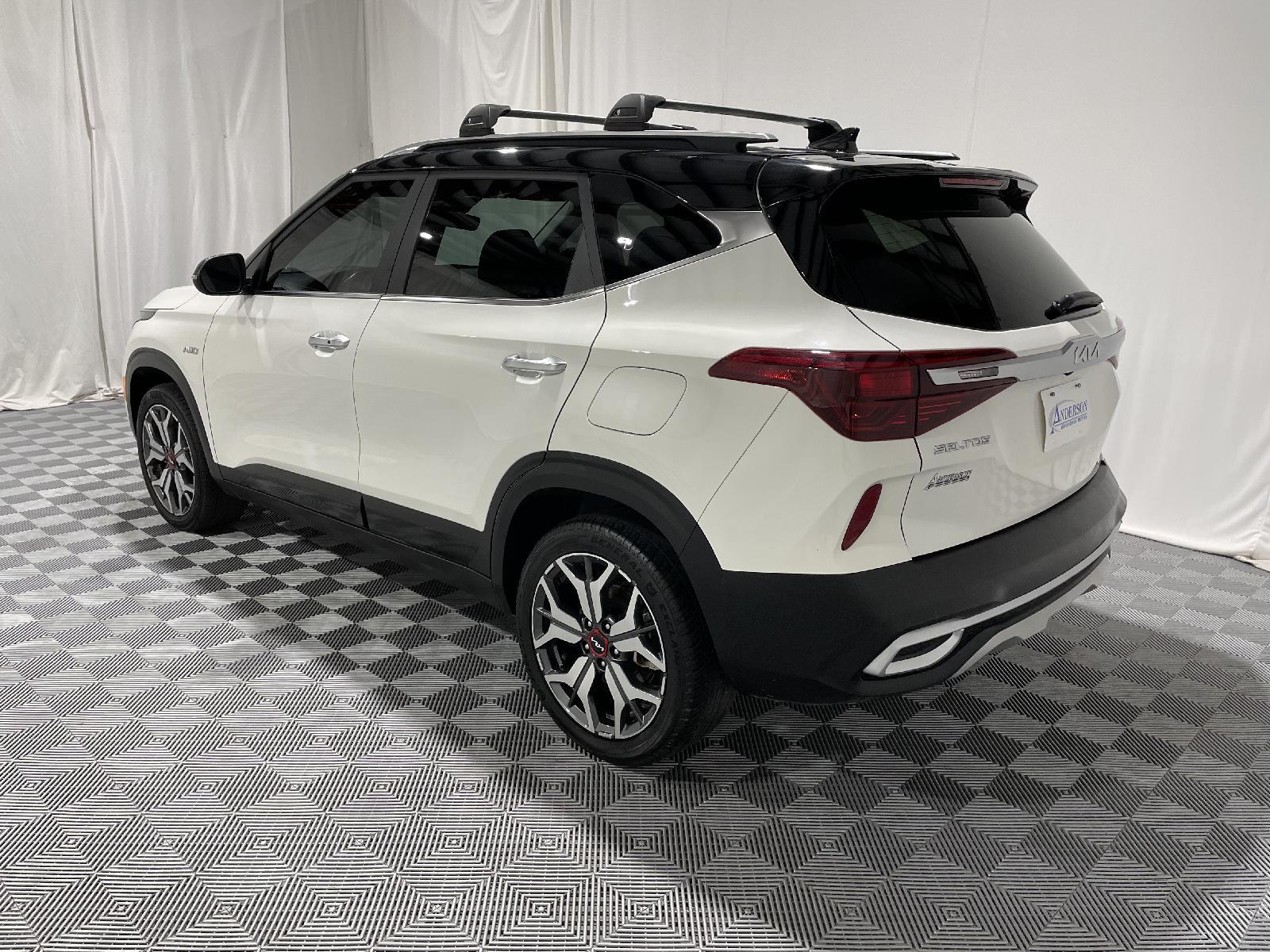 Used 2022 Kia Seltos SX SUV for sale in St Joseph MO