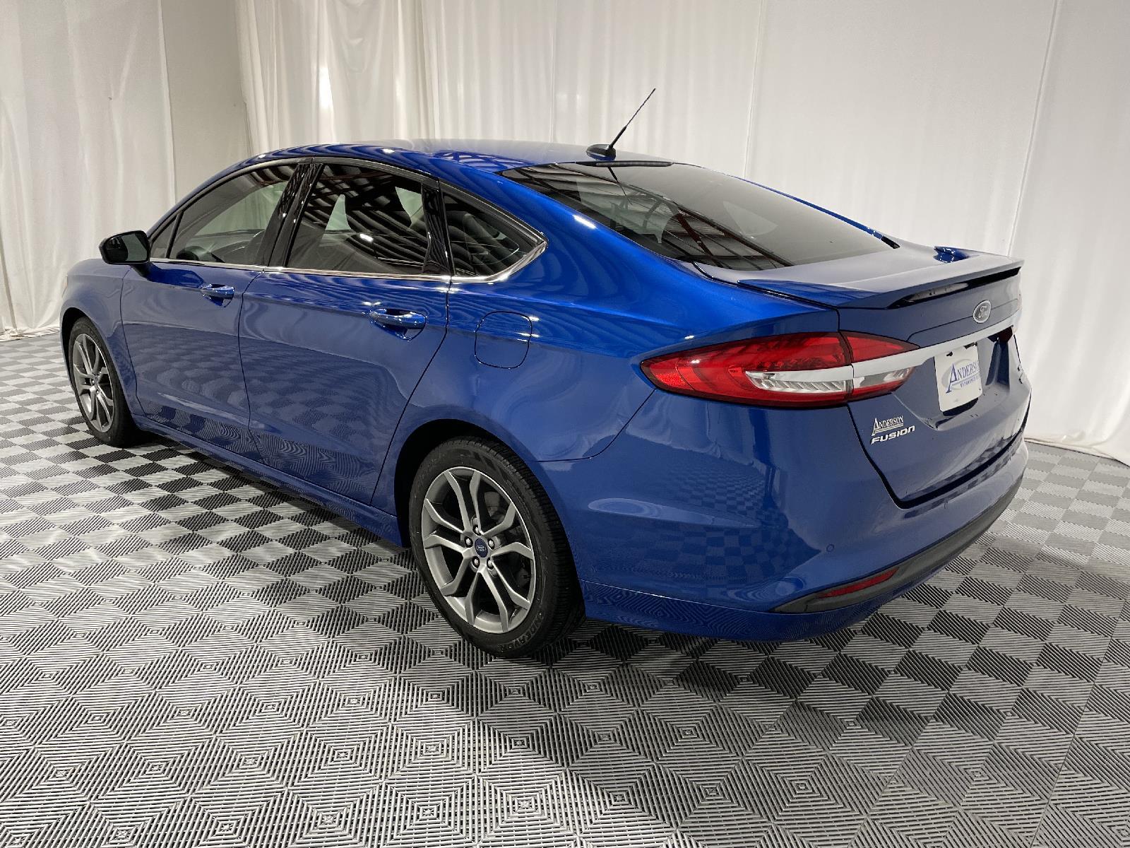 Used 2017 Ford Fusion SE Sedan for sale in St Joseph MO