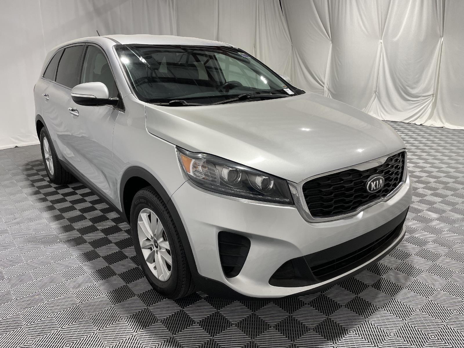 Used 2020 Kia SORENTO  lx v6 fwd for sale in St Joseph MO