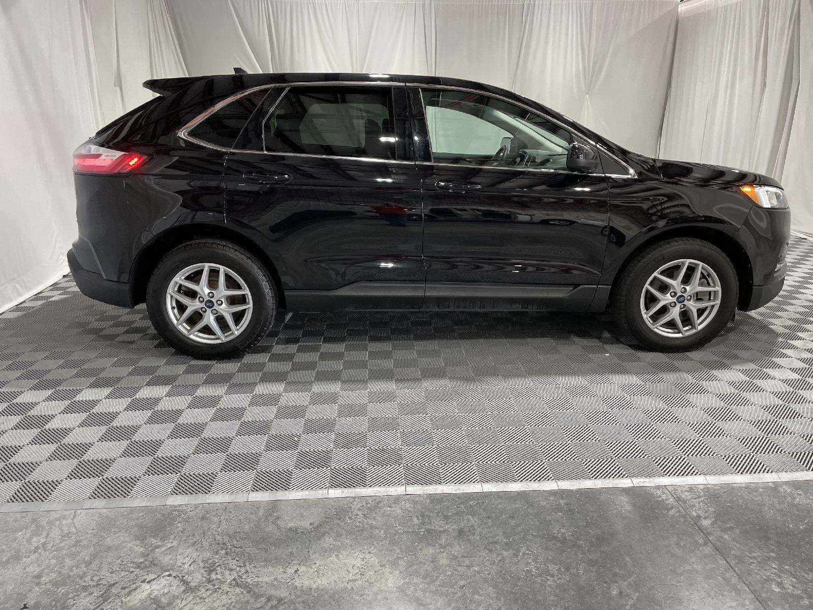 Used 2021 Ford Edge SEL SUV for sale in St Joseph MO