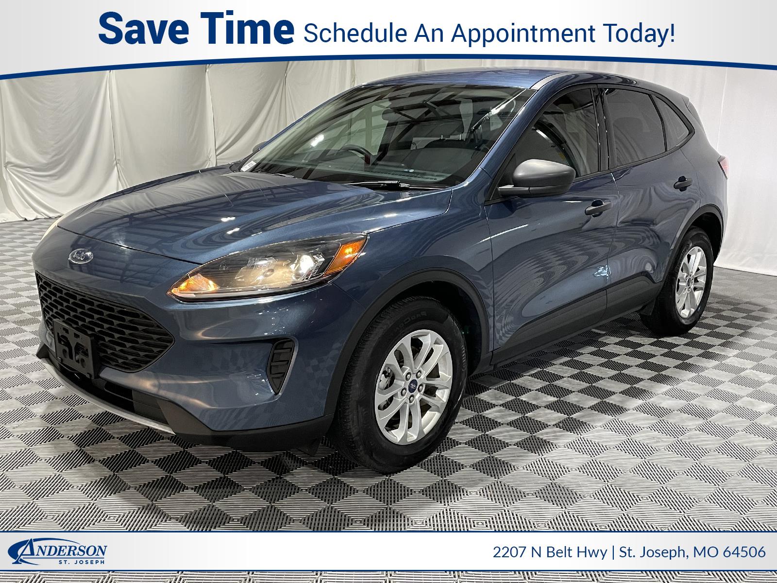 Used 2020 Ford Escape S Stock: 3002205A