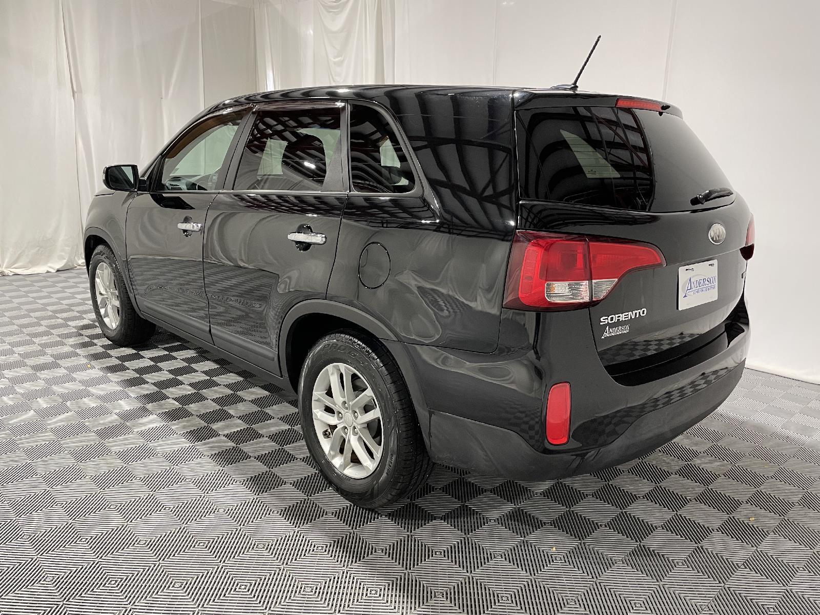 Used 2014 Kia Sorento LX SUV for sale in St Joseph MO