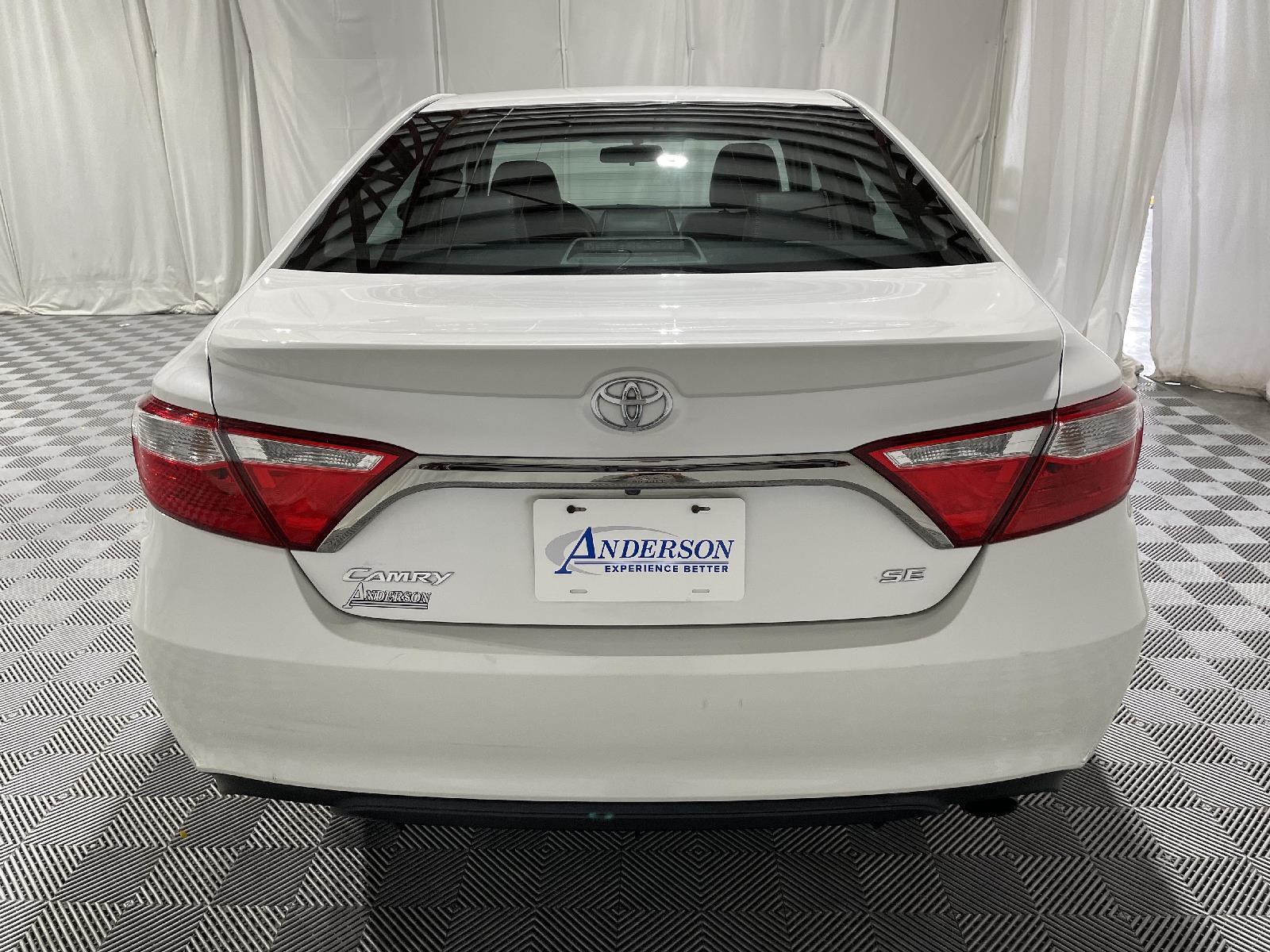 Used 2015 Toyota Camry XLE Sedan for sale in St Joseph MO