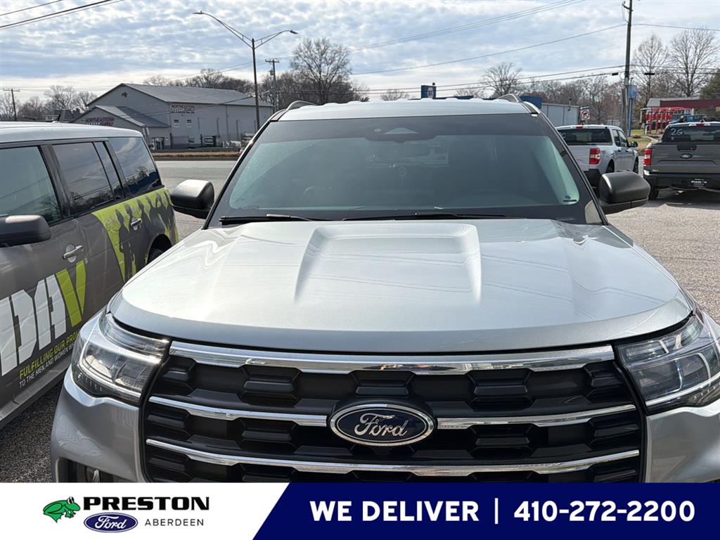 Iconic Silver 2025 Ford Explorer Active AWD SUV / Crossover All-Wheel Drive Automatic