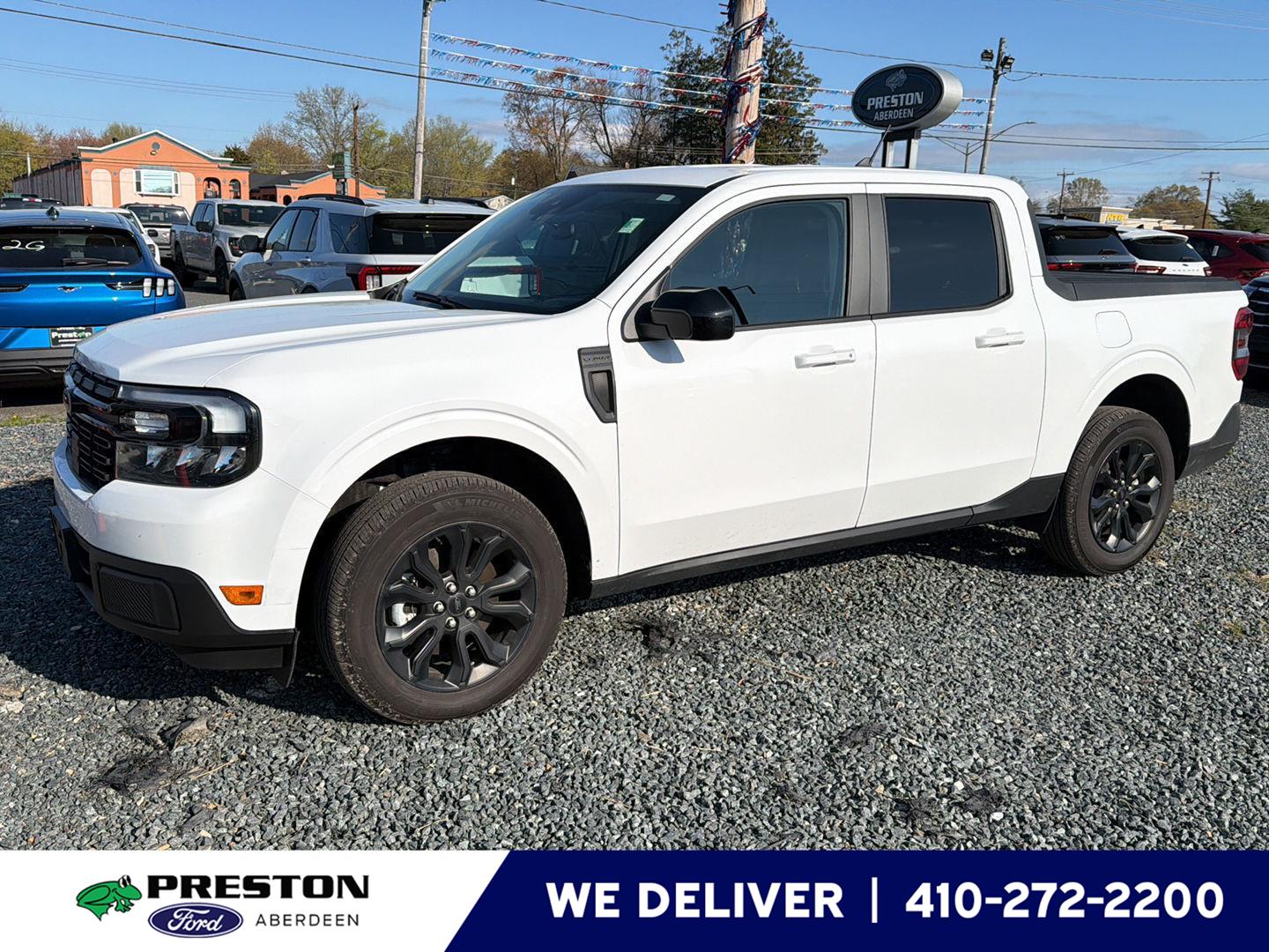 Oxford White 2024 Ford Maverick Lariat SuperCrew AWD Pickup Truck All-Wheel Drive 8-Speed Automatic