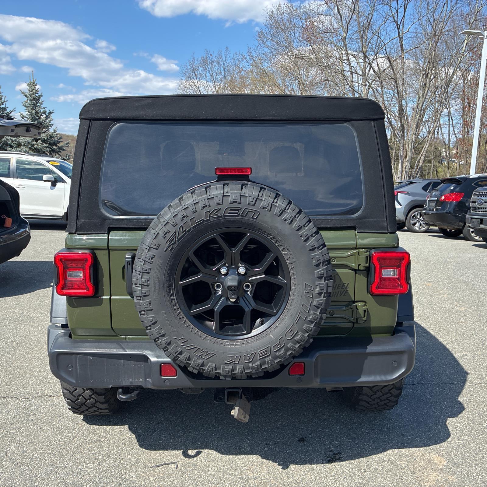 View vehicle photo 5