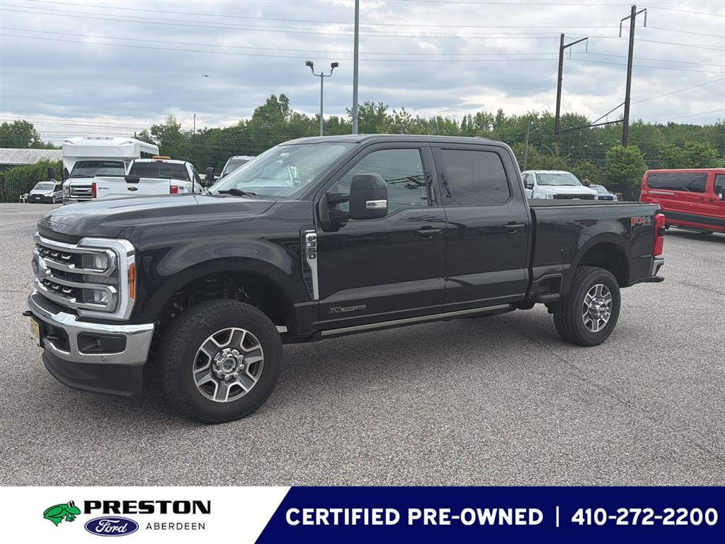 2023 Ford F-350 Super Duty Lariat Crew Cab 4WD