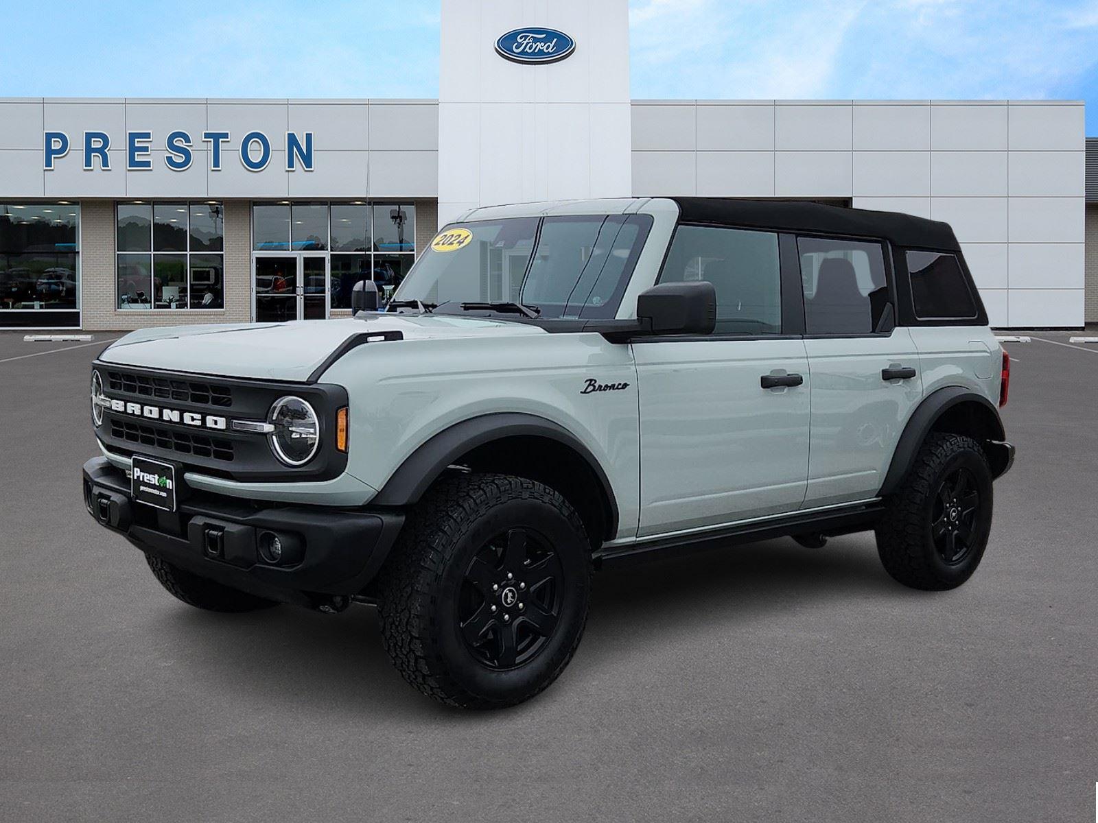 2024 Ford Bronco Black Diamond 4-Door 4WD